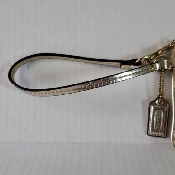 Coach GOLD Signature Logo Canvas Pouch Wristlet Clutch Wallet Bag WOMEN'S WOMANS - Picture 9 of 16